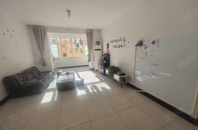 桃花园小区3室2厅138㎡185万二手房图片