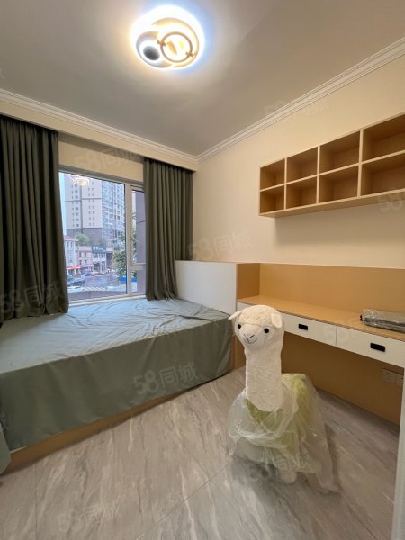 阳光御龙台3室2厅2卫112㎡东北68.8万