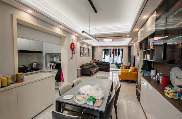 聊大锦绣学府28楼 三室两卫精装中央空调带车位储藏室免大税