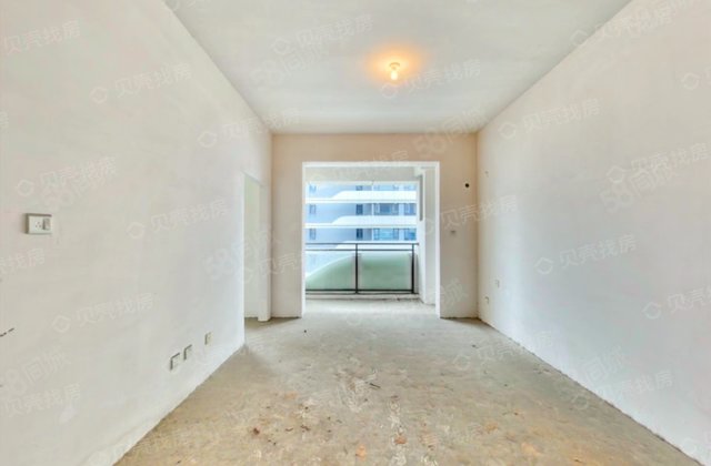 成都后花园4期2室2厅83.35㎡71.2万二手房图片