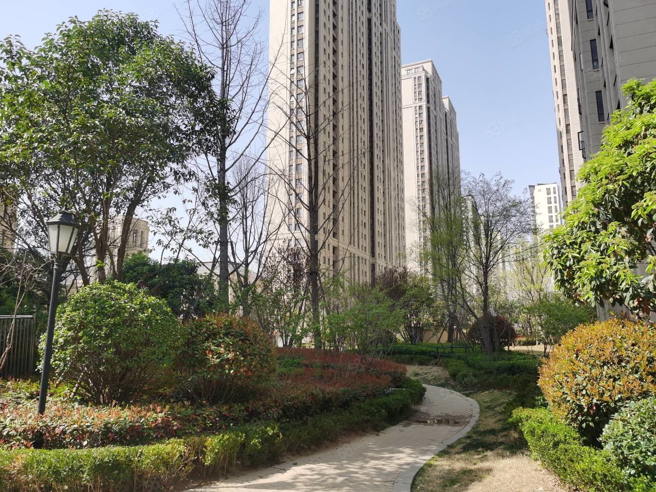 采光好精装修拎包入住,配套文一小和七中,锦艺金水湾观澜苑-郑州58