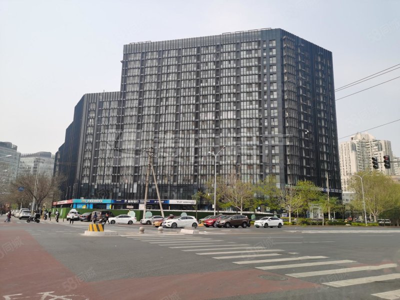 里外里公寓3室2廳2衛(wèi)152.6㎡南北799萬