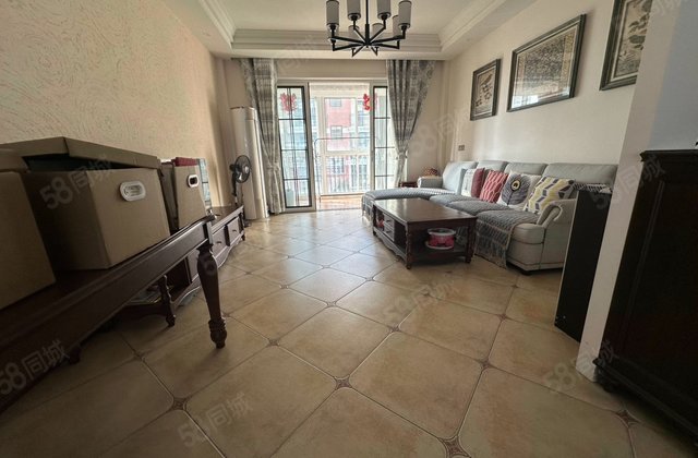 上海花园3室2厅135㎡68.8万二手房图片