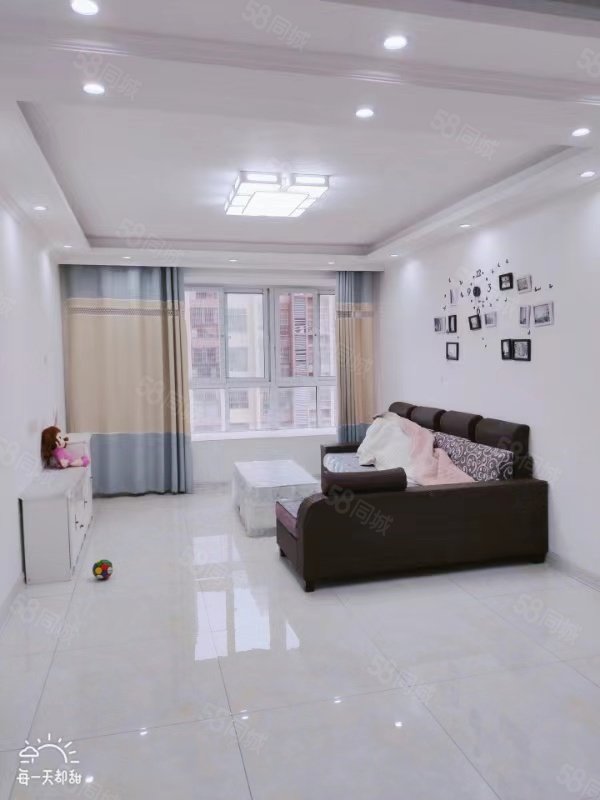 鸿业未来城3室1厅1卫98.83㎡北60万