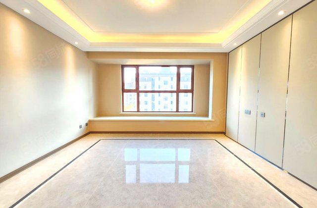 新星宇诗书世家4室2厅135.3㎡78万二手房图片