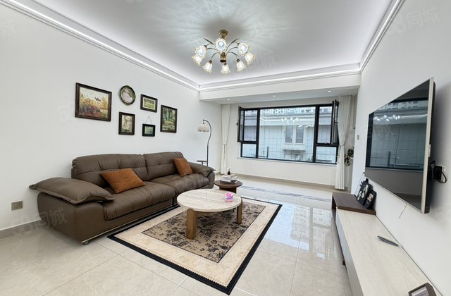 民生凤凰城壹号院，洋房精装三室，新房未住，新一中外国语培文