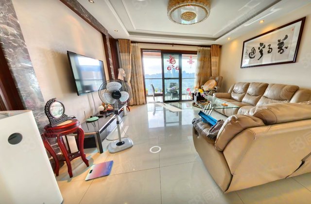 英郡(一期)3室2厅148㎡359万二手房图片