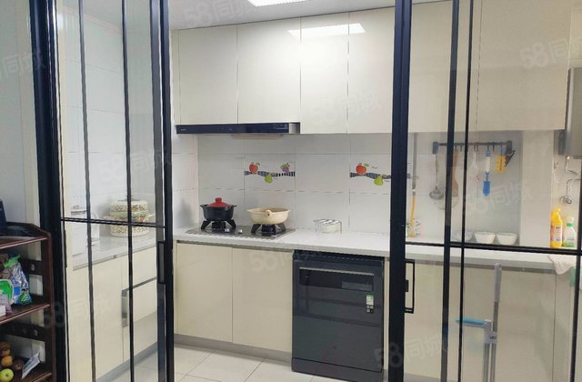 南门国际城3室2厅126㎡141万二手房图片