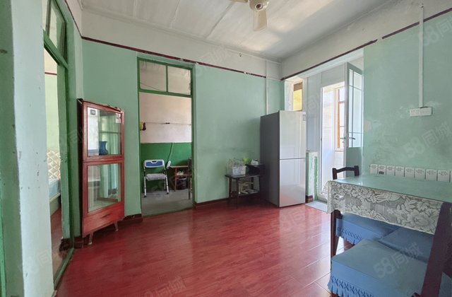 沿河小区2室2厅1卫75㎡南北25万