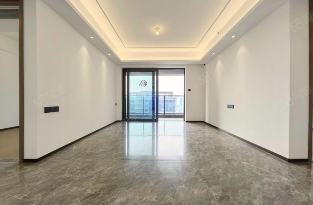 越秀和樾府4室2厅130.82㎡698万二手房图片