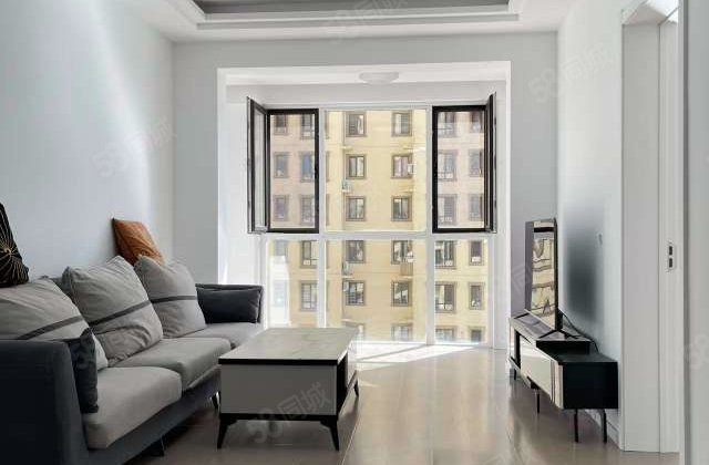 中拥塞纳城2室2厅74.76㎡35万二手房图片