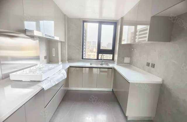 中南樾府(北区)3室2厅133.48㎡189万二手房图片