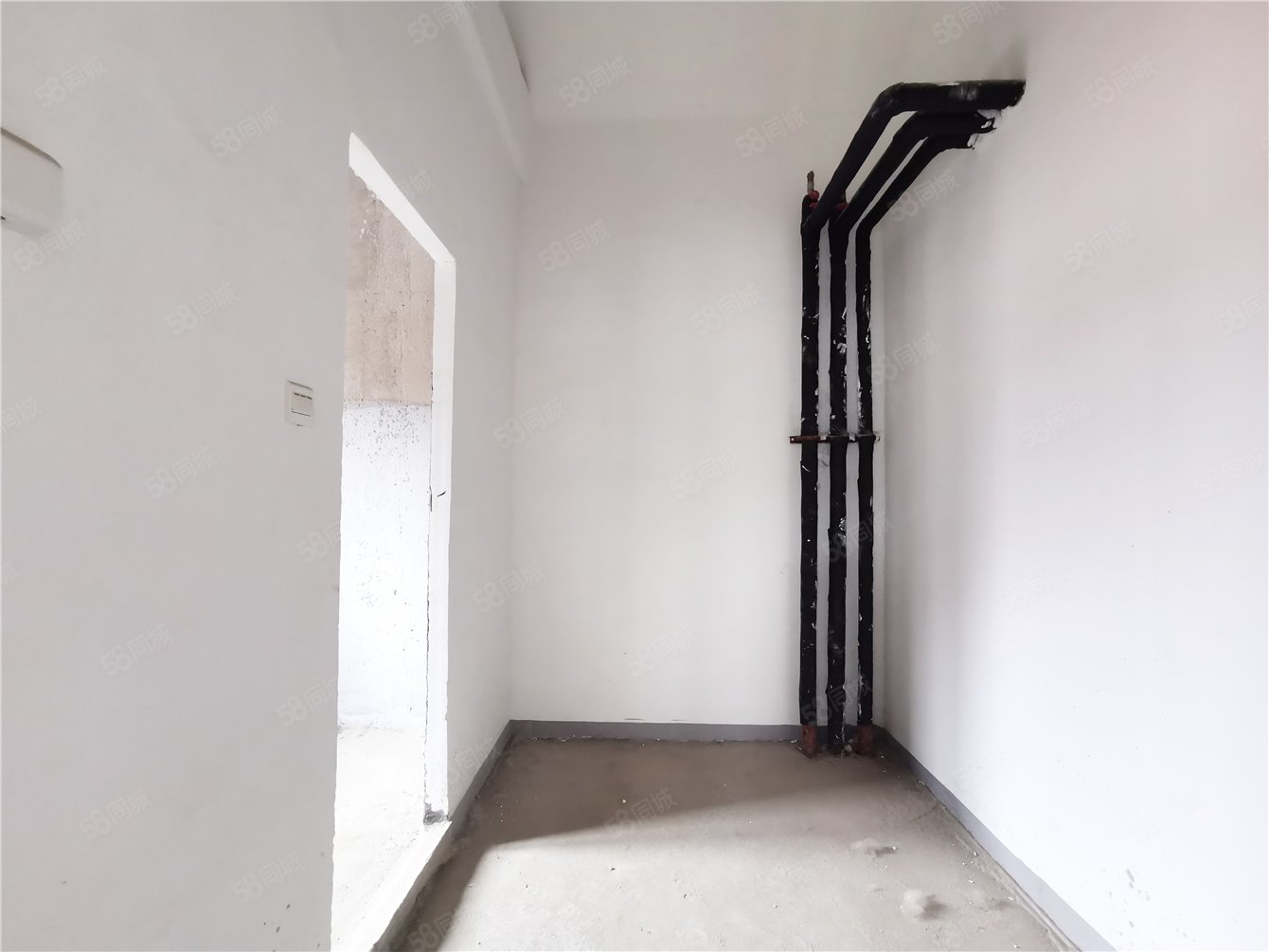 天恒半山世家7室3廳4衛(wèi)414.72㎡南北1550萬