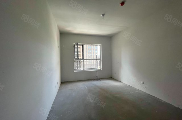 图兰朵3室2厅123㎡75万二手房图片