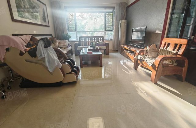 昌润莲城祥荷园 医疗配套成熟 楼龄新 双卫 商品房 交通便利