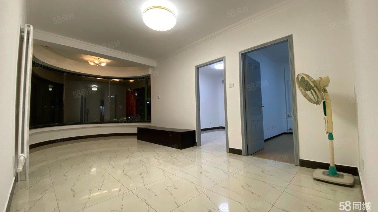 鵬潤家園3室1廳2衛(wèi)104.37㎡西南856萬