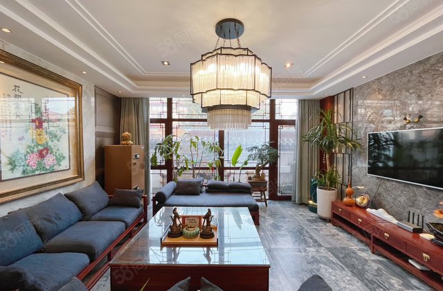 御府精装独栋别墅292平  可按揭1200万地上两层带负一