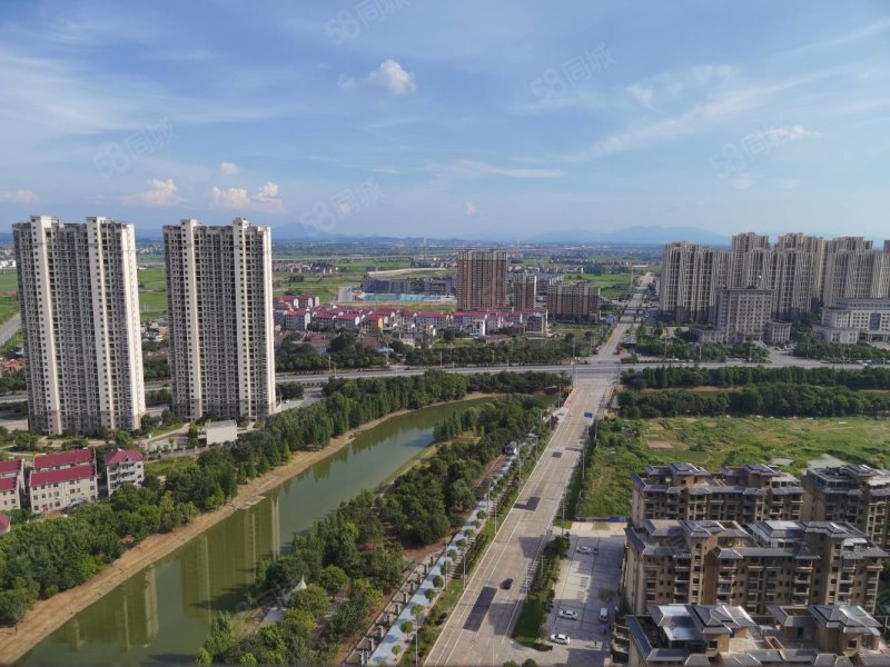 锦绣江南(丰城)3室2厅2卫132㎡南北92万
