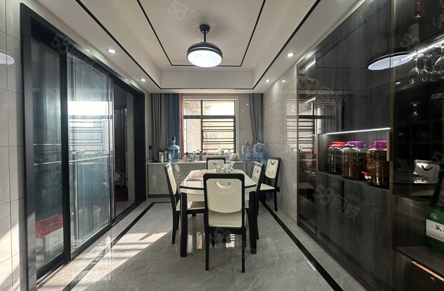 海盟山水豪庭4室2厅160㎡73.8万二手房图片