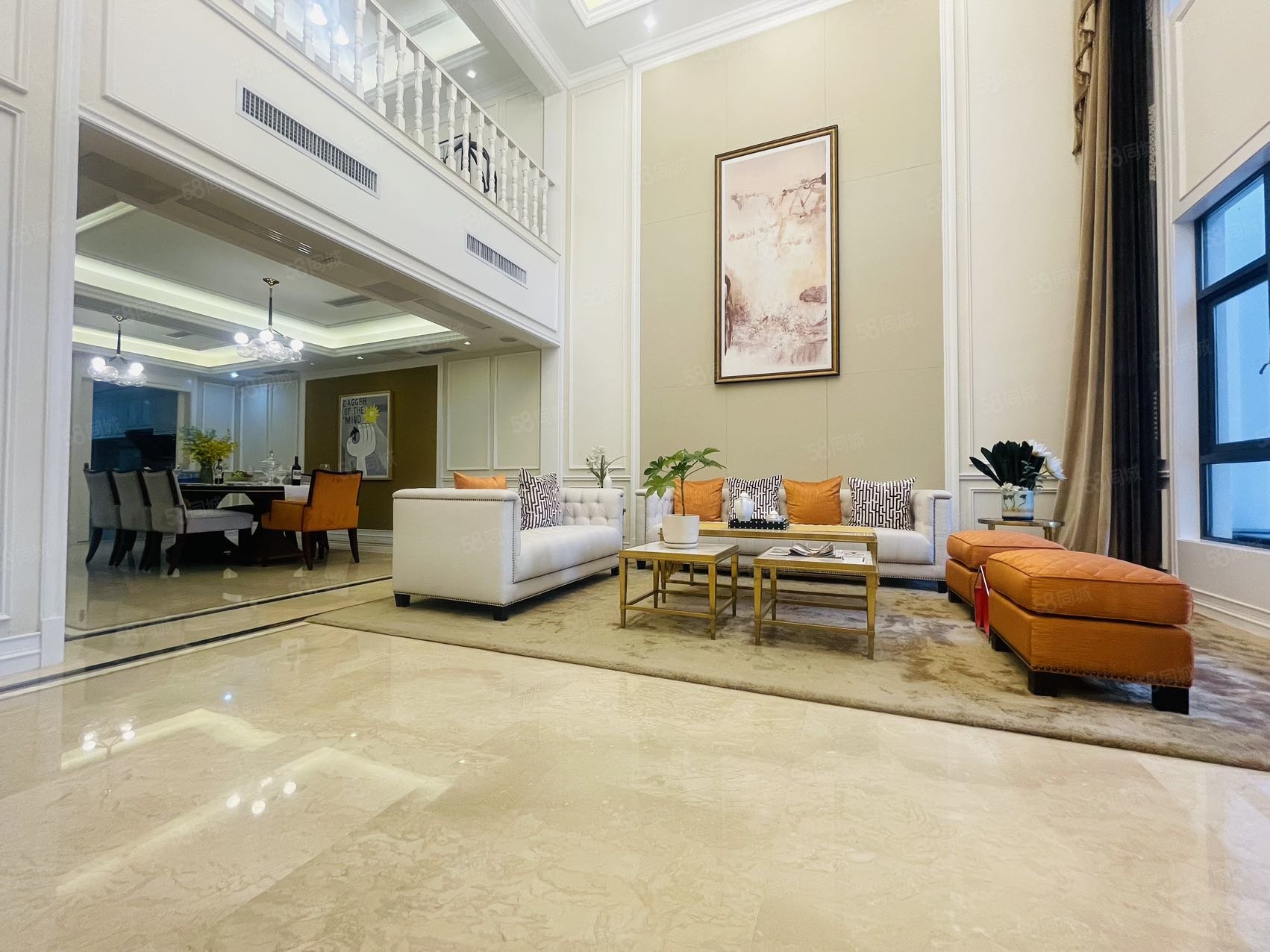 北部新洲莱茵别墅5室2厅3卫260㎡东西198万