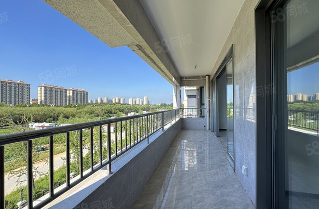 业主急售 明康康盛园 208平大平层 五室三卫 大阳台