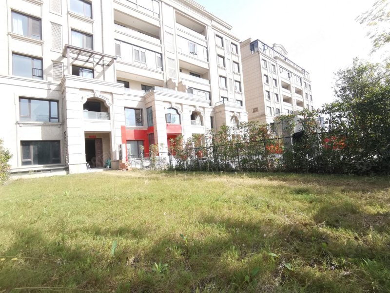 超大院子叠墅南北通透3室2厅中海央墅价格可谈