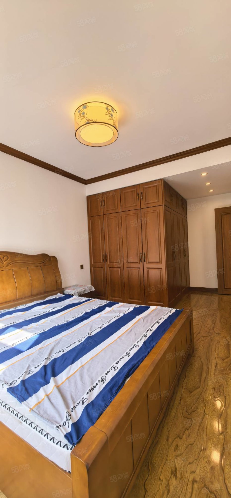 紫堤东郡3室2厅2卫132㎡南北59.8万