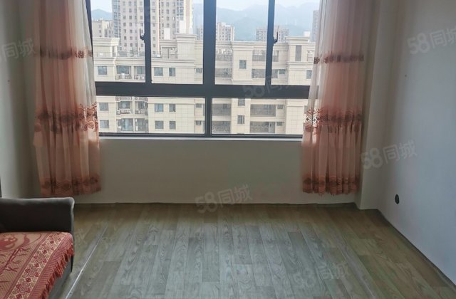 映云庭3室2厅121.43㎡100万二手房图片