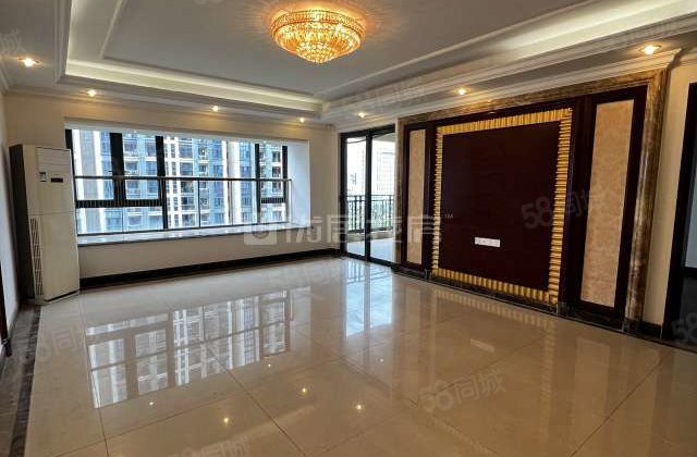 桂林恒大广场4室2厅276㎡105万二手房图片
