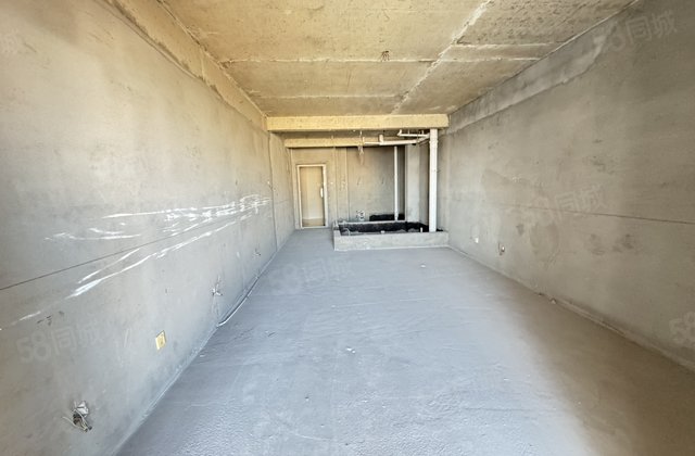 金海湾森林逸城(B区)1室0厅54.8㎡30万二手房图片