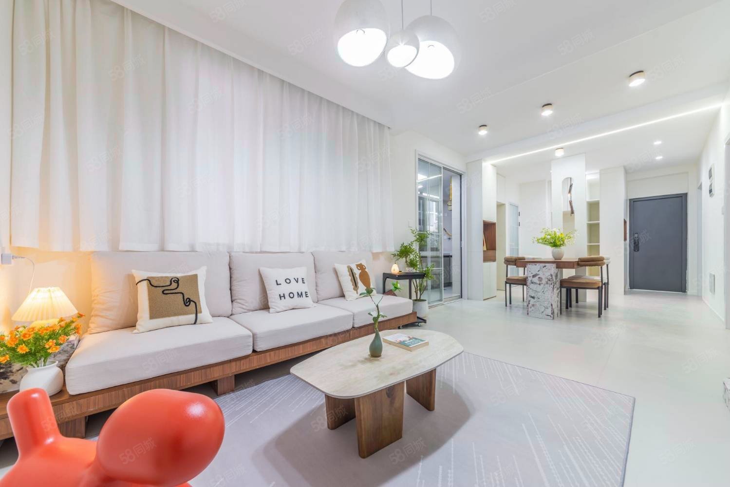 西龙须巷6号院3室2厅1卫81.61㎡南北205万