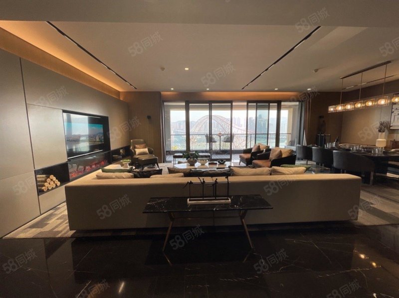 【10图】江北嘴豪装大平层,眺望来福士广场,融金cbd区域,星耀天地