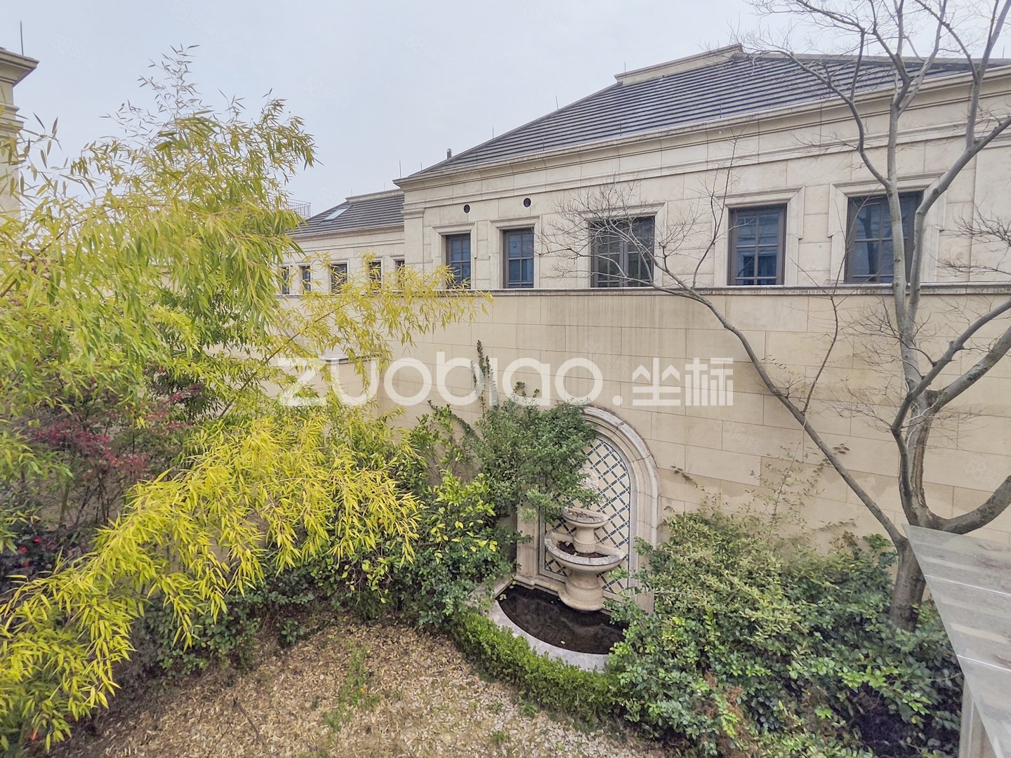 纯毛坯带车库,看房方便房东诚售,浙铁绿城玫瑰园(别墅)-义乌58同城