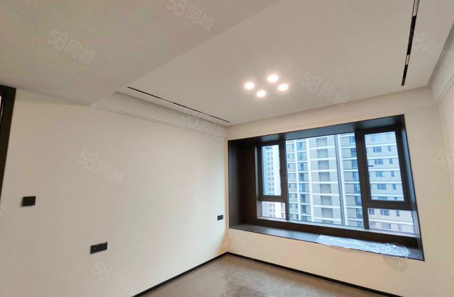 保利梅溪天珺4室2厅141.21㎡166.5万二手房图片