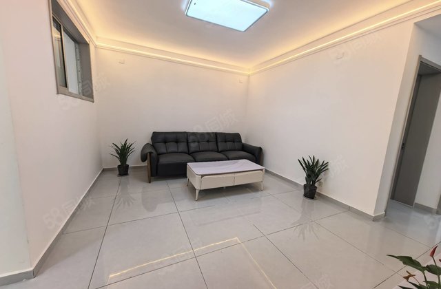 聊建一公司家属院   精装修  兴华路  东昌 免大税 随时