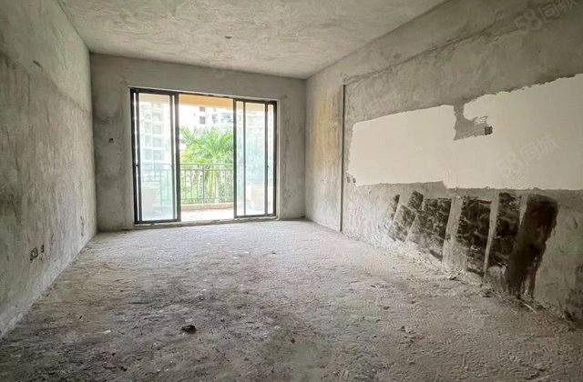 中润温泉水城1室1厅47㎡25万二手房图片