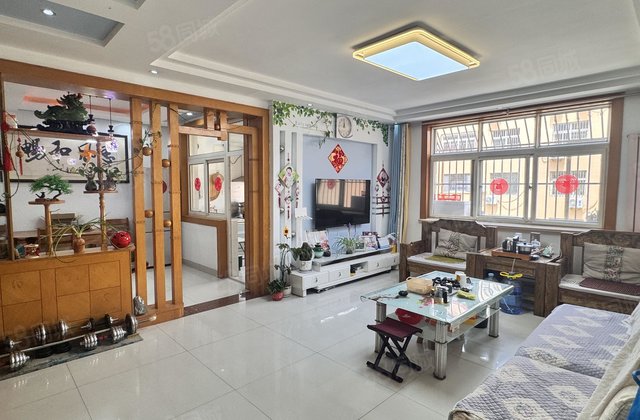 三里铺，教师新村，阳光实验，  步梯中间楼层急售