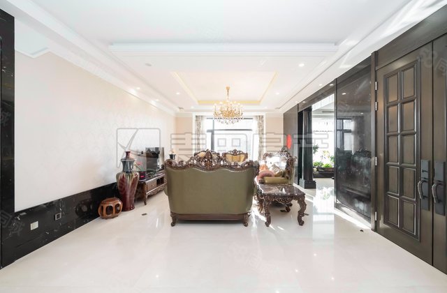 紫御华府5室2厅353㎡3100万二手房图片