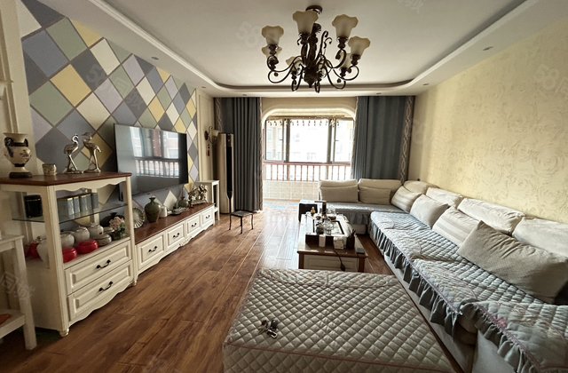 尚品新苑3室2厅136.8㎡89万二手房图片