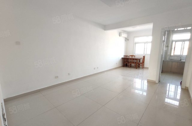 此一套。市医院新水明珠。颐和园实验天汇中央公馆电梯新房未住