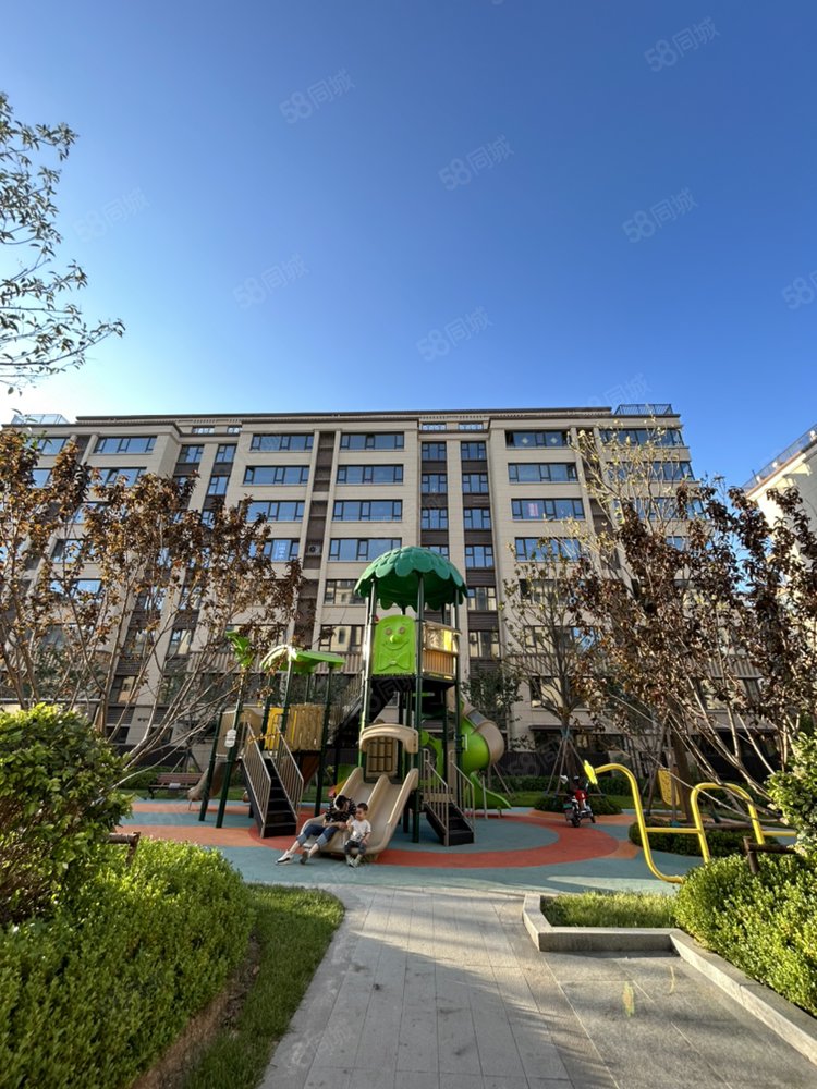 8平,三室双卫,兴业大连花园6期(南区)-日照58同城