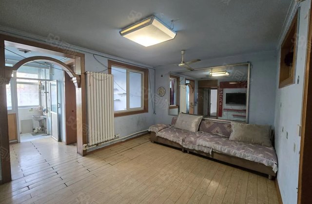 湖北小区~孝心1楼~三室两厅~乐园  实验 金柱绿城