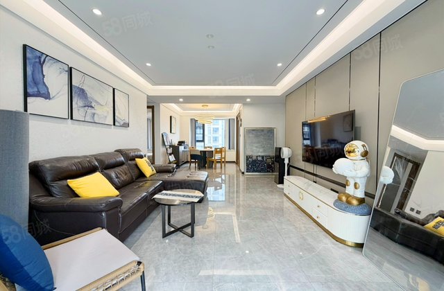 卓越中寰4室2厅141.58㎡235万二手房图片