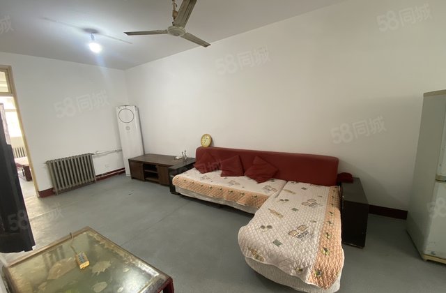 多层北顺  东昌中学总校多层2楼3室一厅看房有钥匙价格可议.