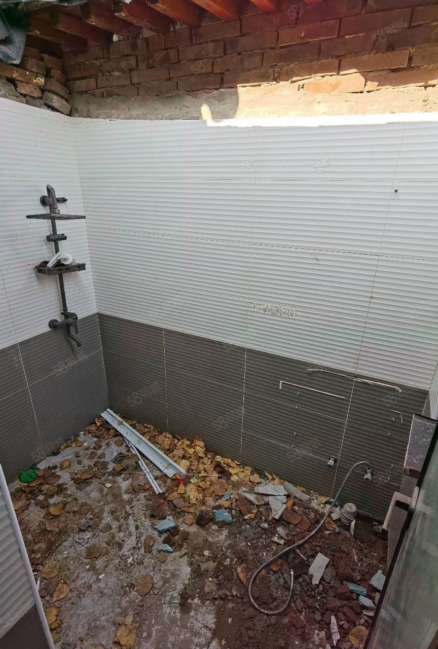 國子監(jiān)街小區(qū)1室1廳1衛(wèi)13㎡南北220萬