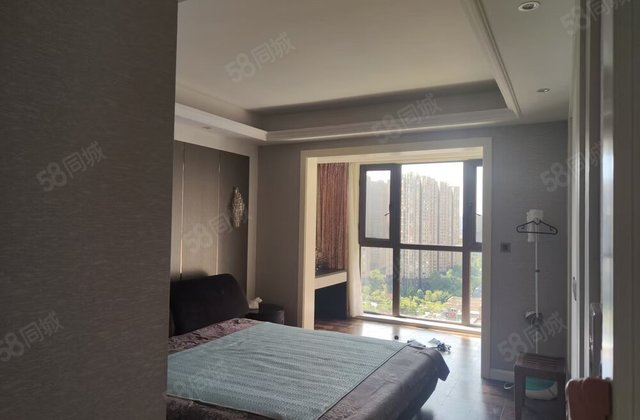 中海九号公馆4室2厅169.48㎡732万二手房图片