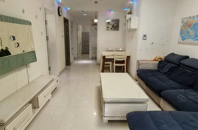 徒骇河边  一楼带院  精装三室 拎包入住