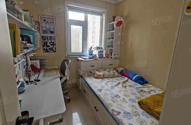 47万启明  ，中医院，锦绣香堤，南北通透的大两居，送车储