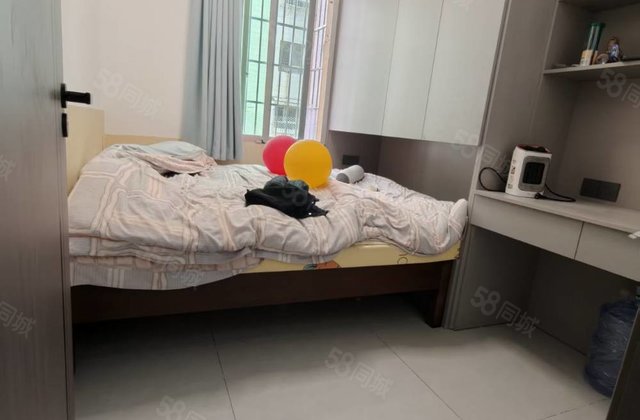 向阳路烟厂宿舍4室1厅83㎡48.8万二手房图片