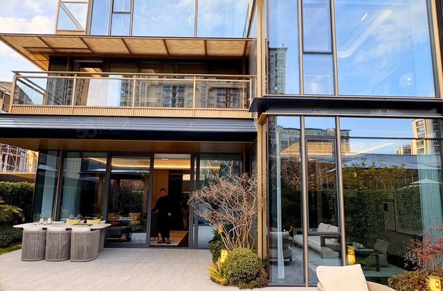 麓山国际拉佩维尔(附5号)5室3厅233㎡580万二手房图片